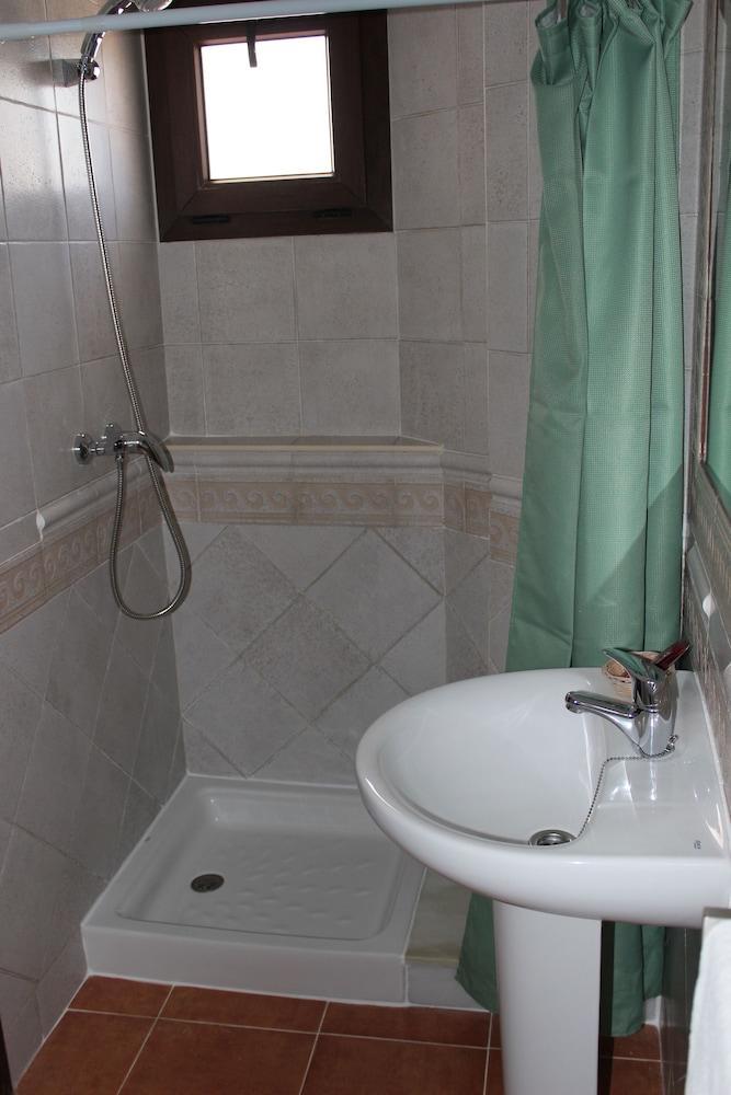 Hostal Jadraza Zahara de los Atunes Εξωτερικό φωτογραφία